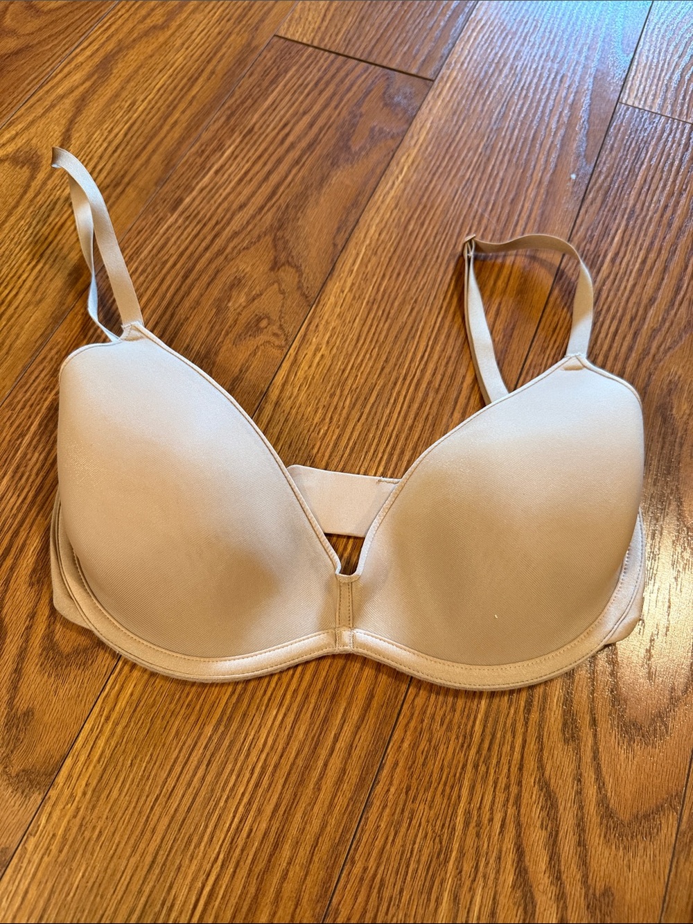 Skims Weightless scoop bra - Nude 32DD